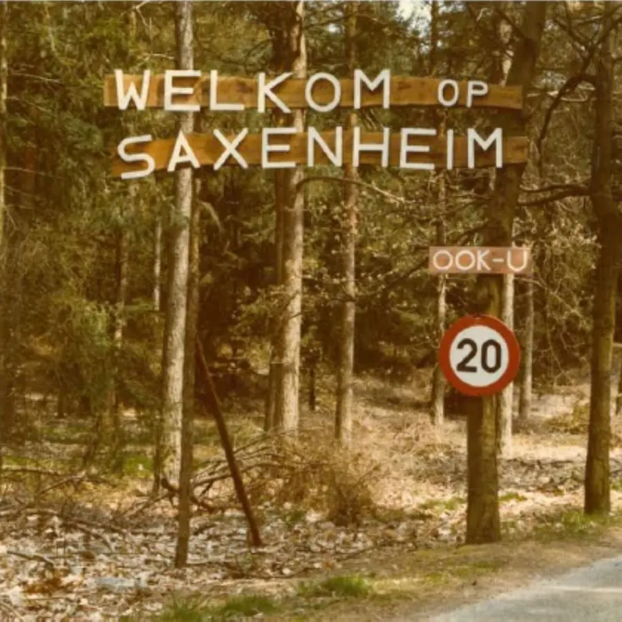 Saxenheim Eingang 2 1
