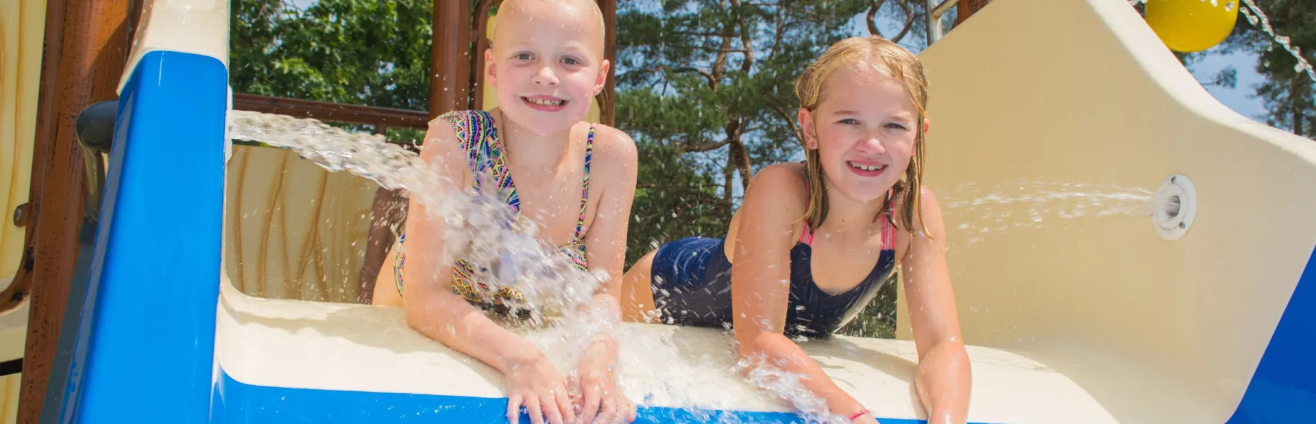 Campingplatz Veluwe mit Schwimmbad und Wasserrutschen Samoza 19